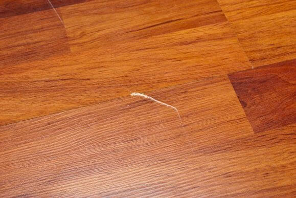 how-to-remove-scratches-and-scuff-marks-on-laminate-flooring